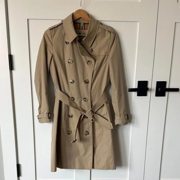 Burberry Chelsea Mid length Trench - Picture 1 of 11